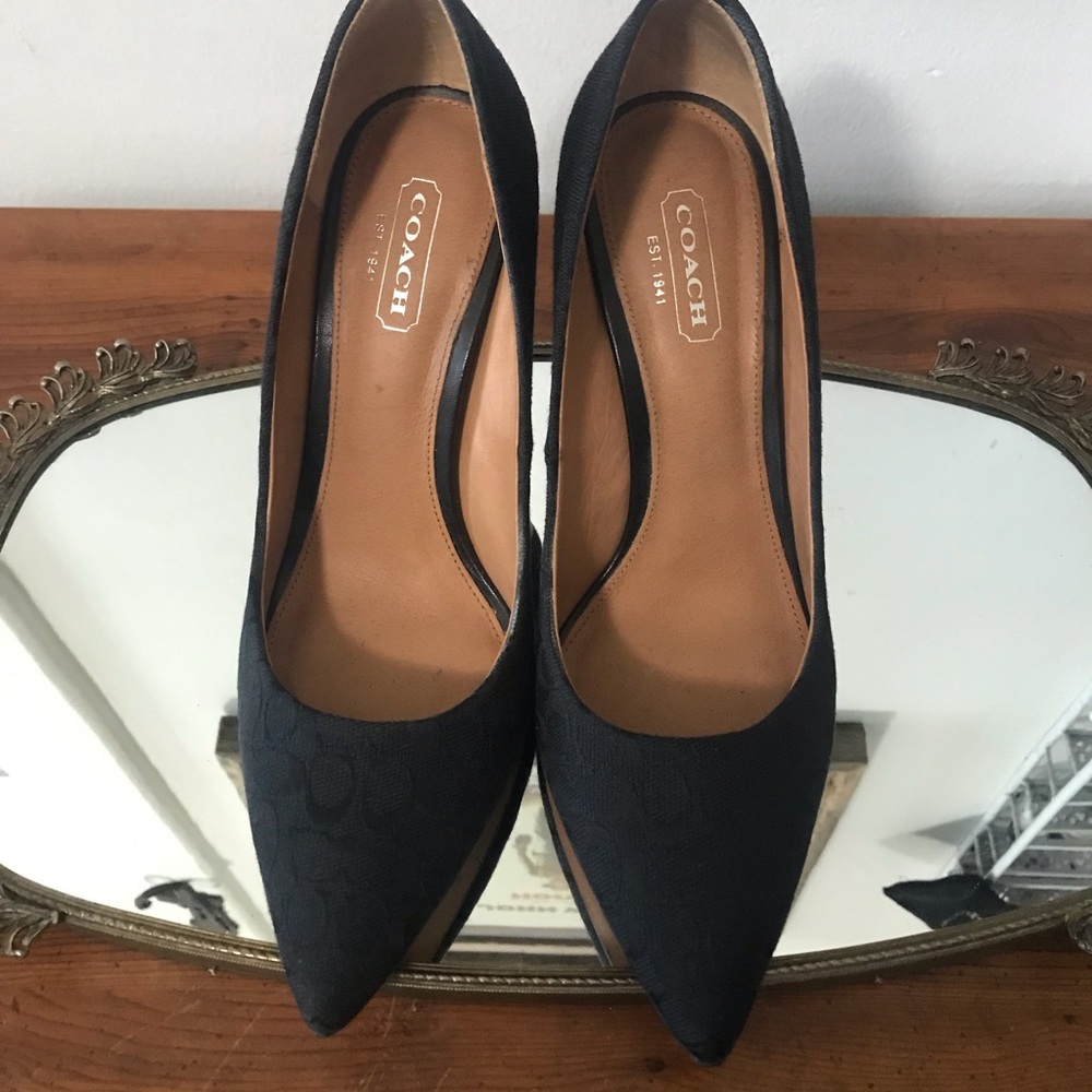 โ๏ธCoach Women's Black Heels ๐ - Picture 4 of 14